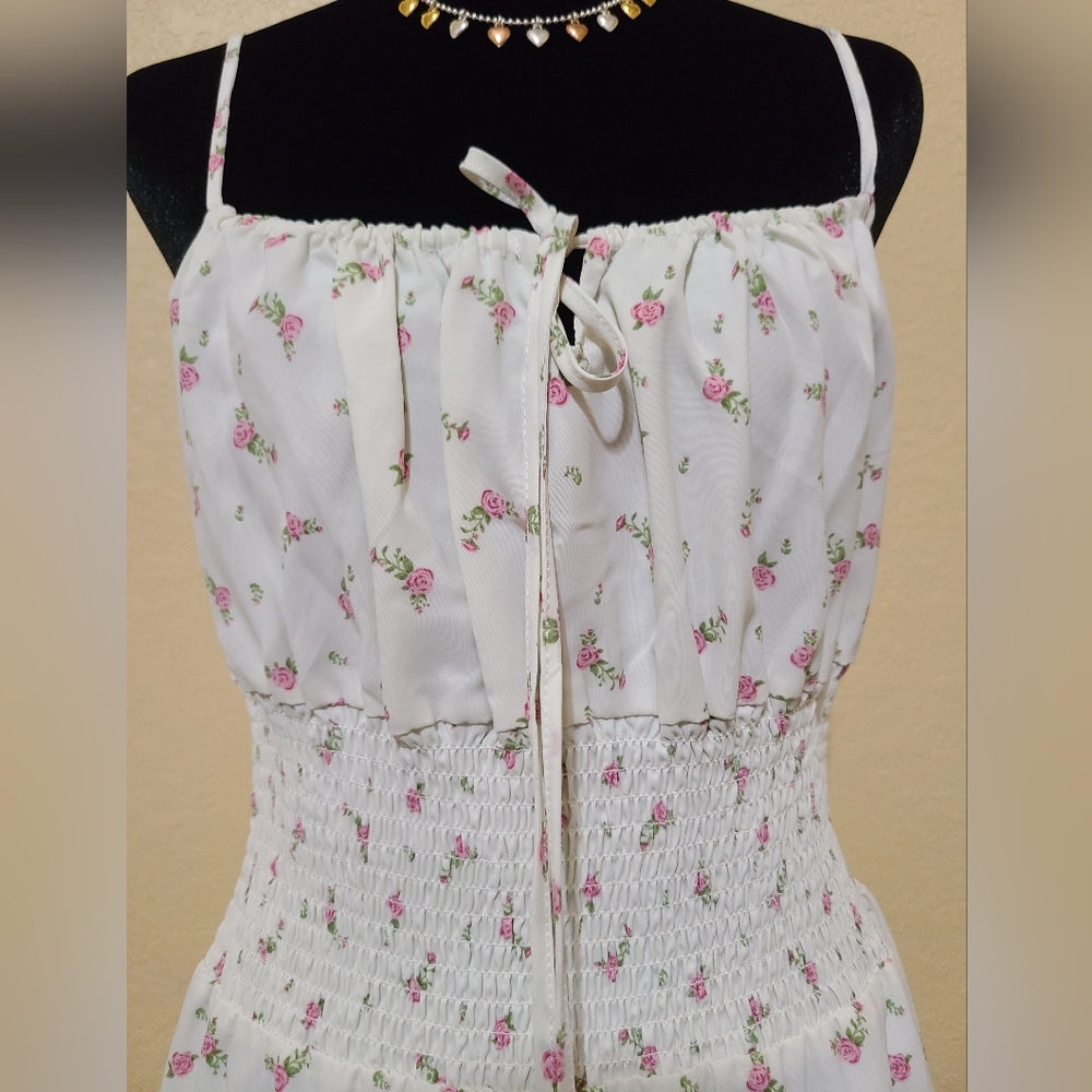 NWT Lea & Viola White Floral Smocked Cami Dress with Pink Rose Print size Medium